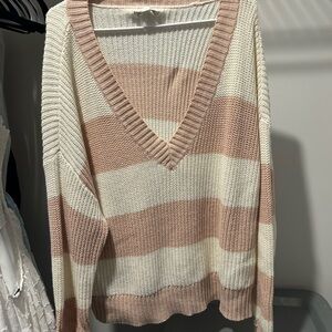 American Eagle Outfitters V-Neck Sweater - Cream and Tan
